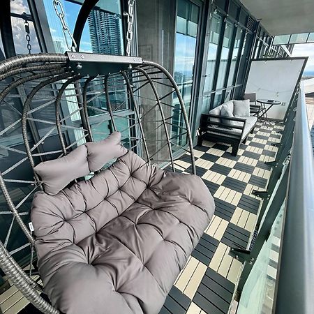Stylish Suite At 300 Front Street W Toronto Exteriör bild