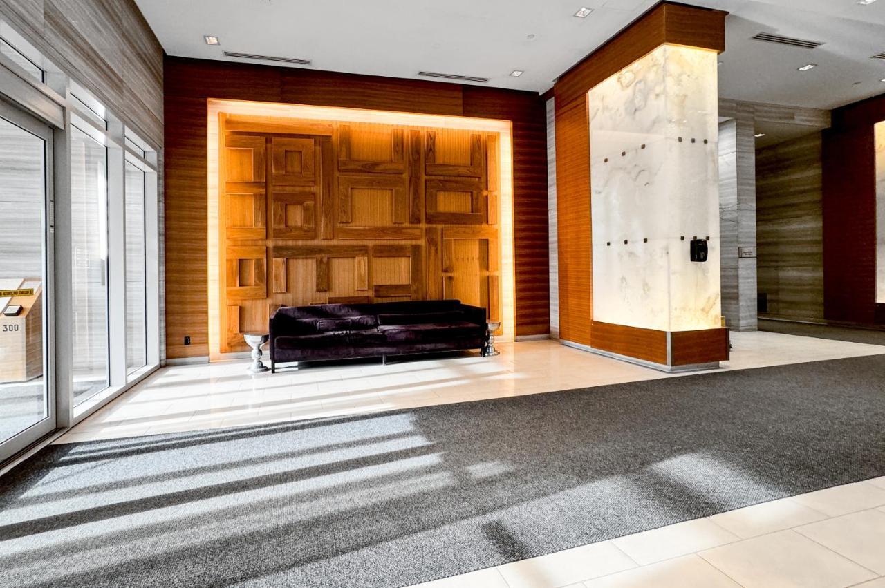 Stylish Suite At 300 Front Street W Toronto Exteriör bild